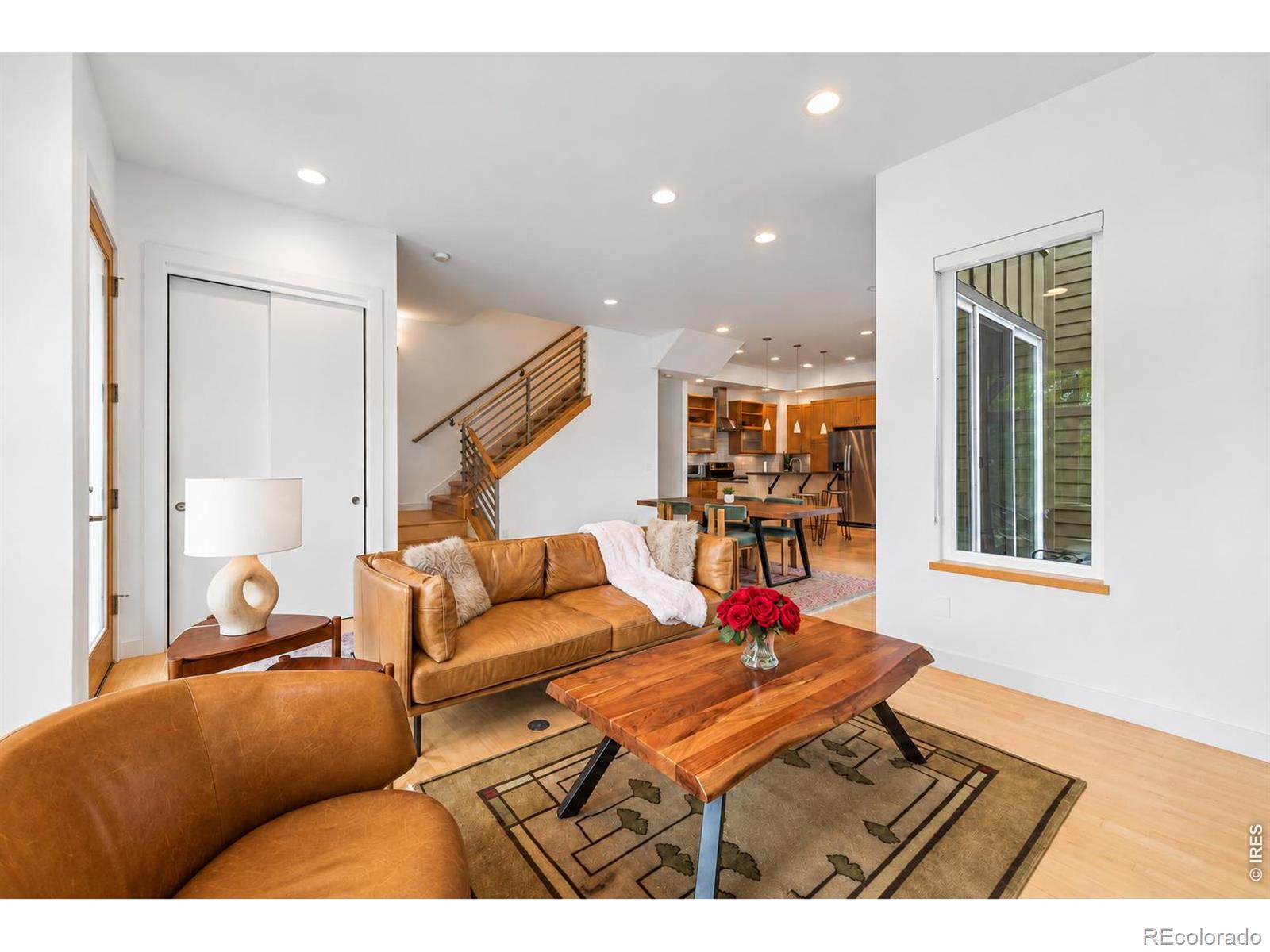 5247 5th Street