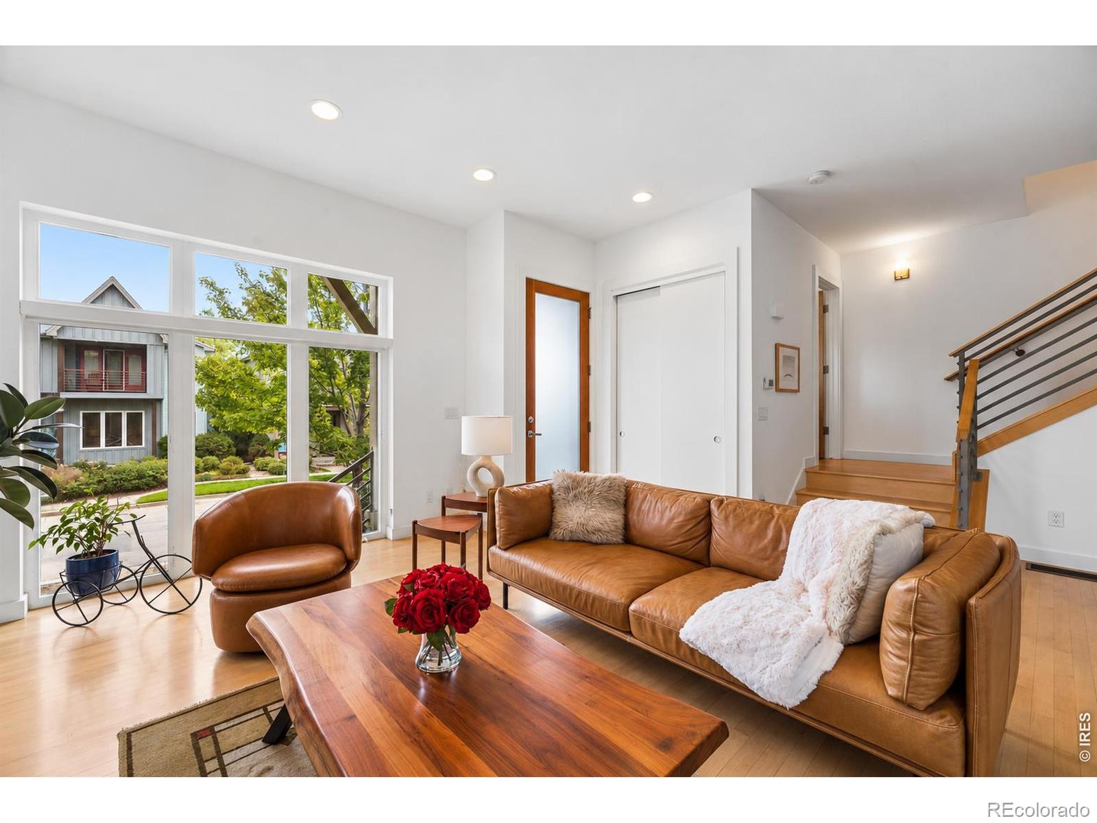 5247 5th Street