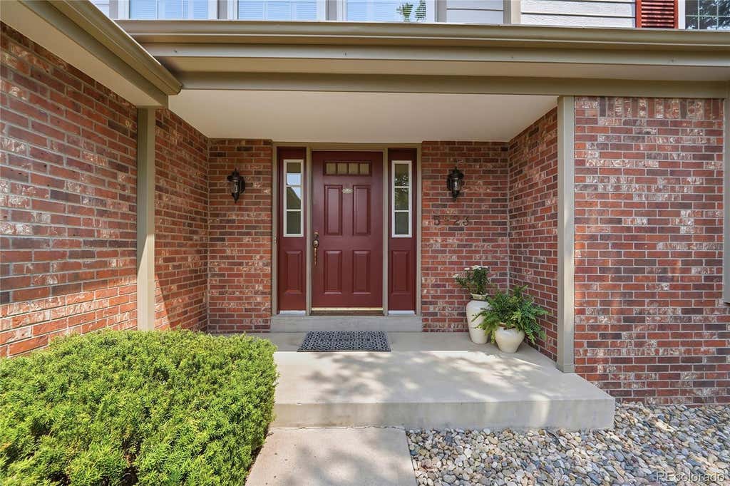 Photo of 5923 E Irwin Place, Englewood, CO 80112 (MLS # 4956765)