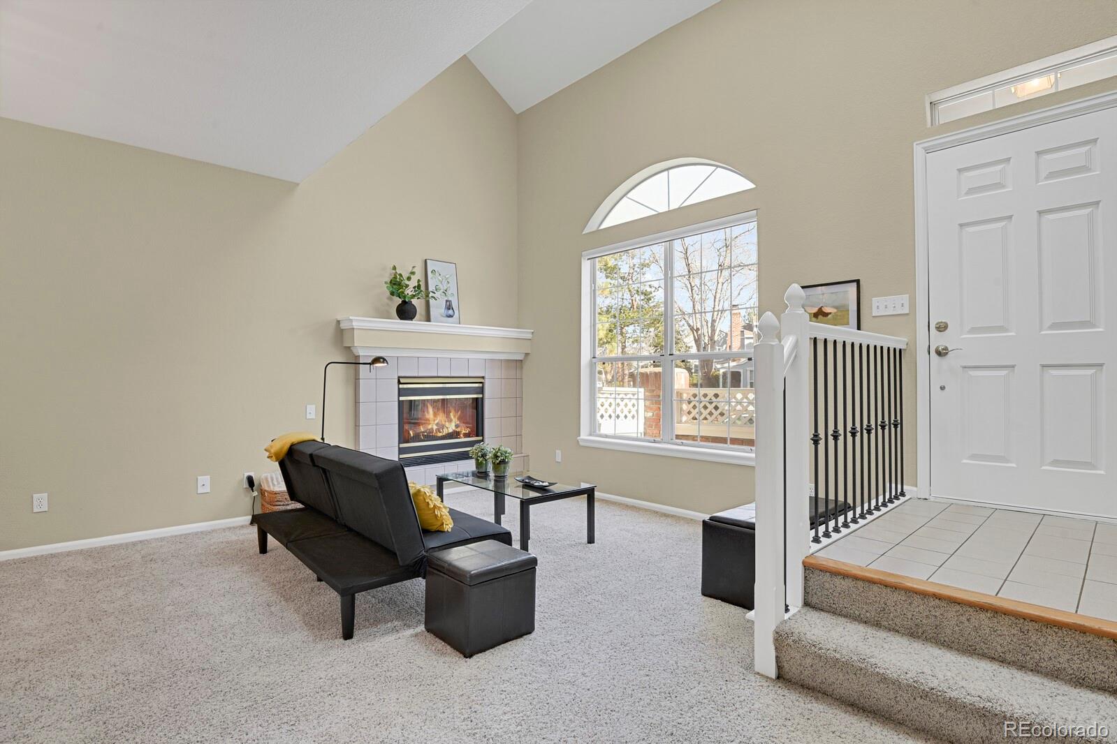 2916 W Long Circle W D