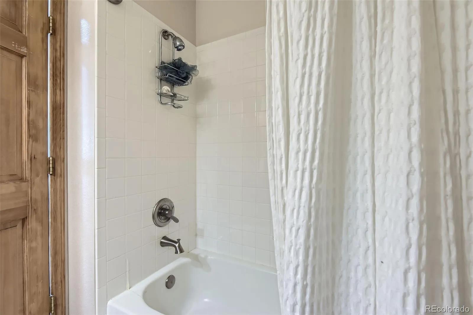 Thornton, Colorado 80241, United States, 4 Bedrooms Bedrooms, ,3 BathroomsBathrooms,Residential,Active,110891