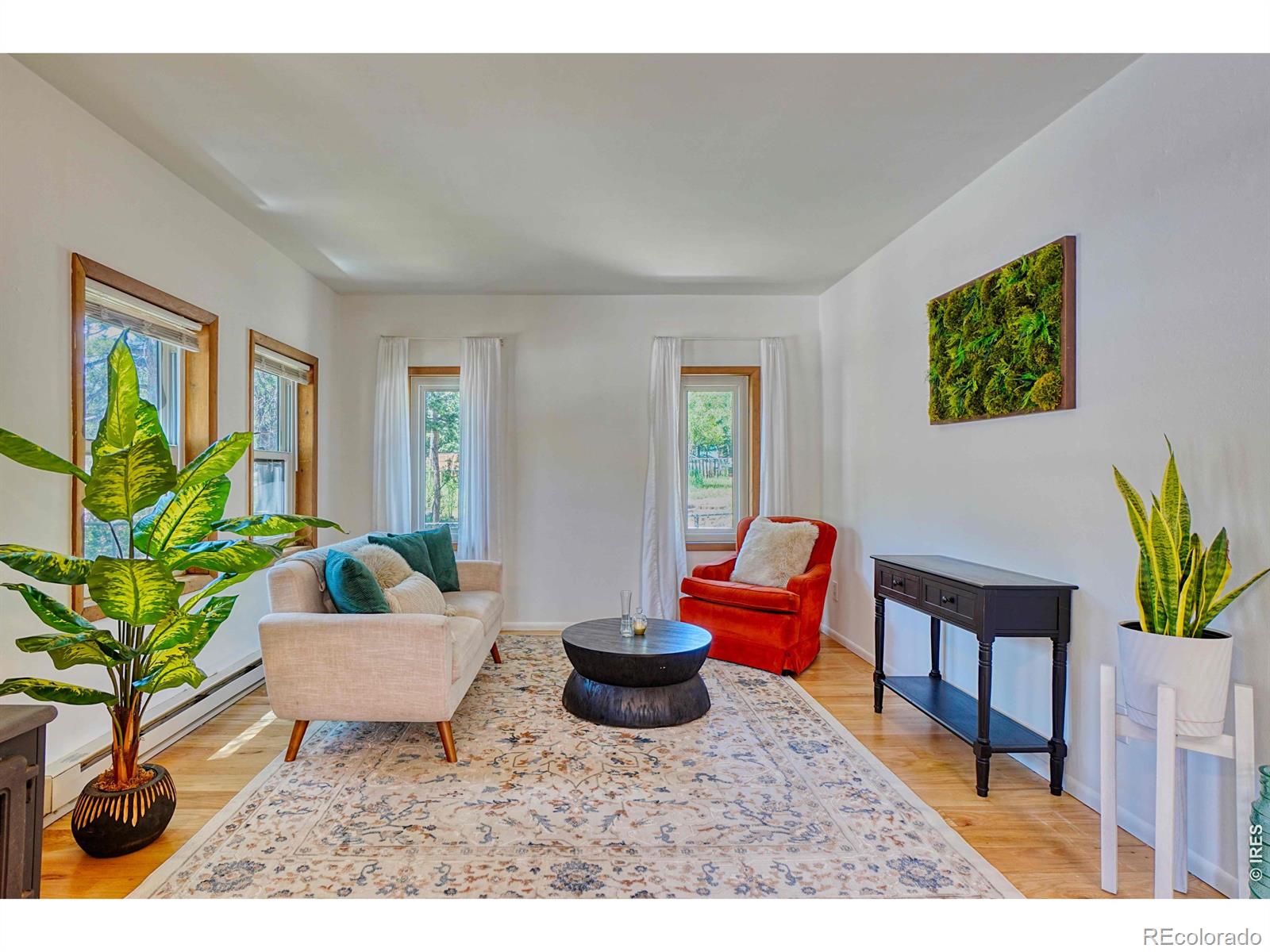 253 W Breed Street