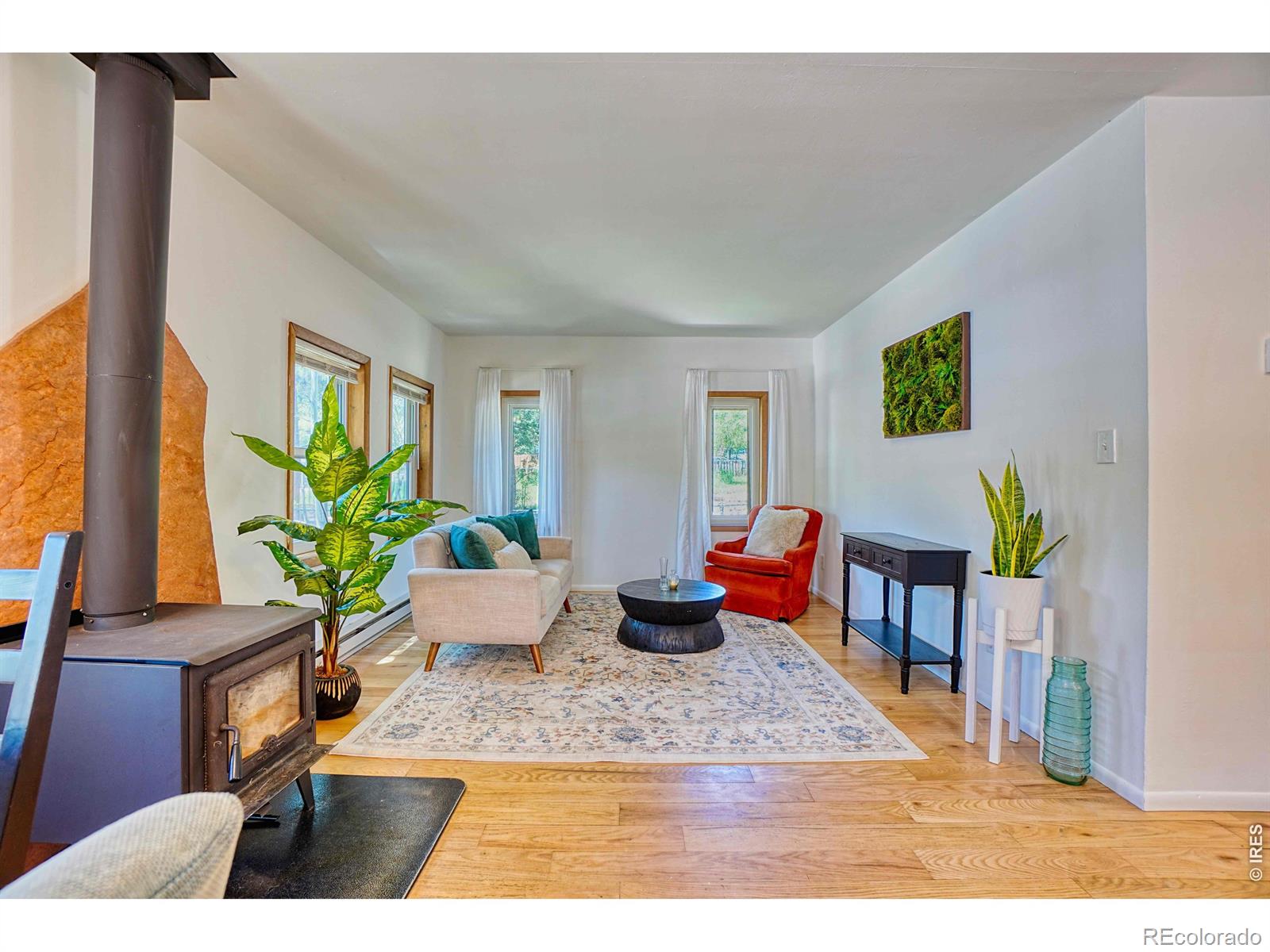 253 W Breed Street