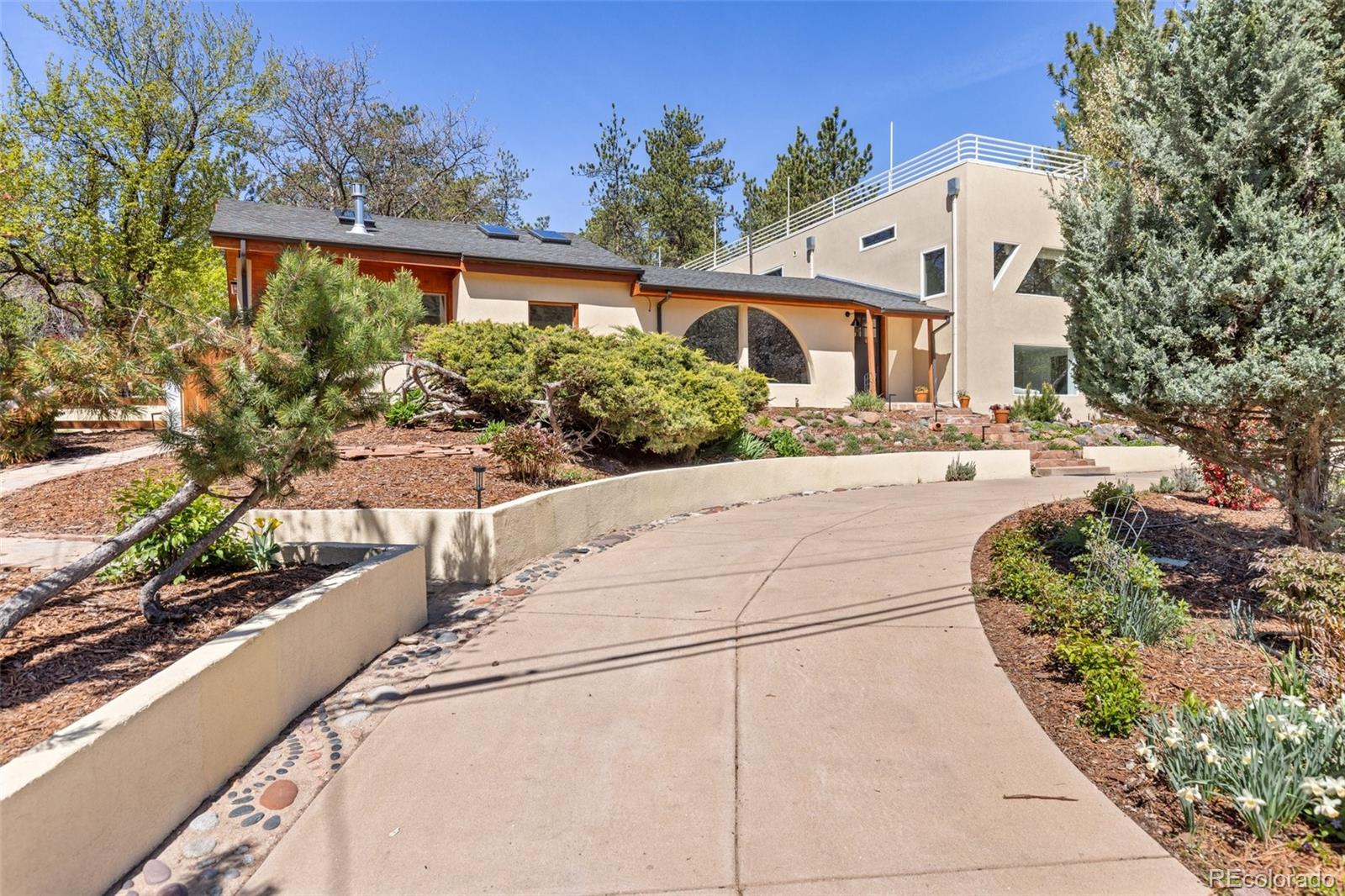 1669 Apple Valley Road