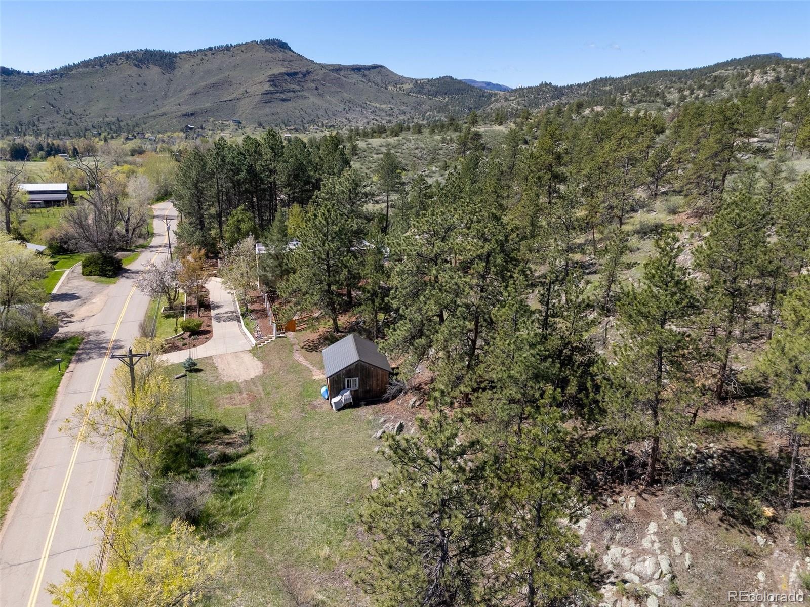 1669 Apple Valley Road