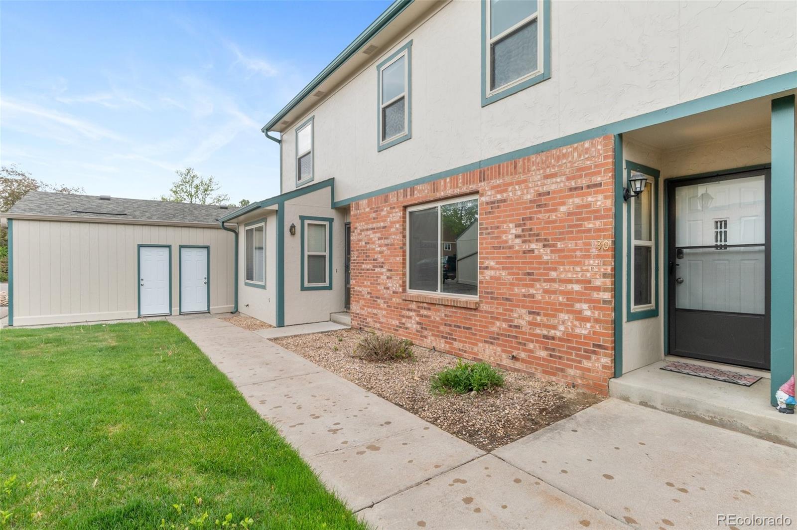 920 44th Avenue Court 30
