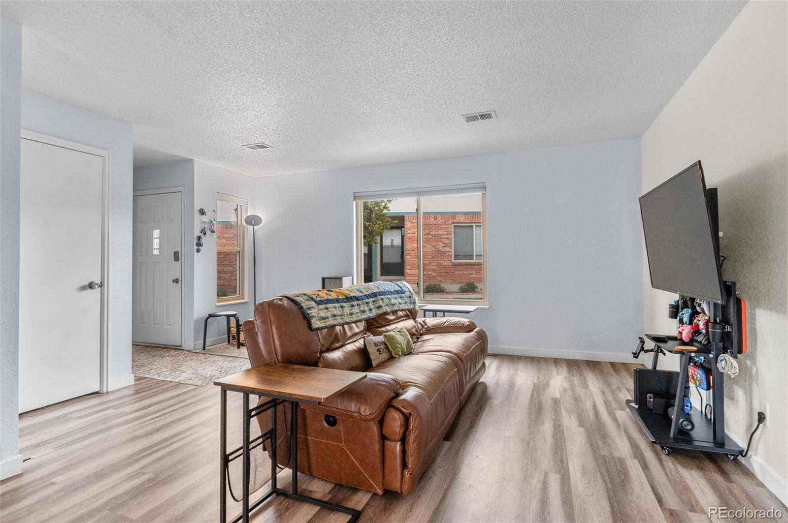 920 44th Avenue Court 30