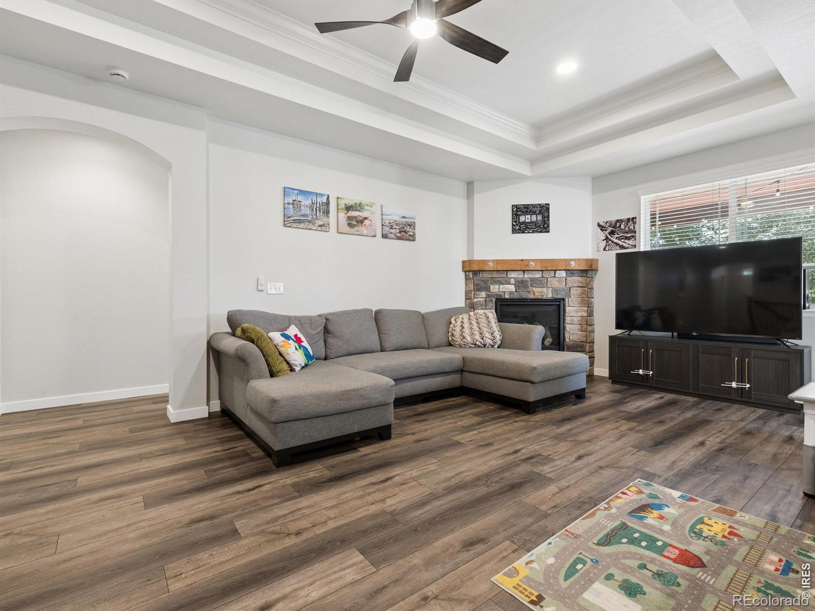 5511 Palomino Way