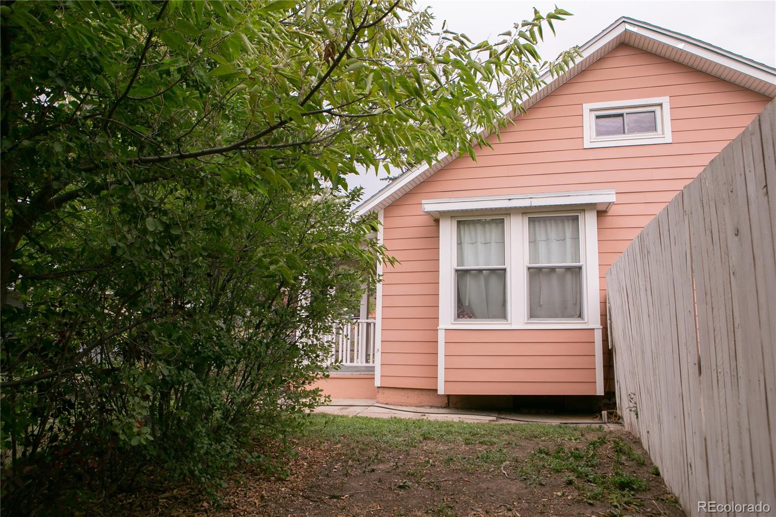 2528 Eaton Street