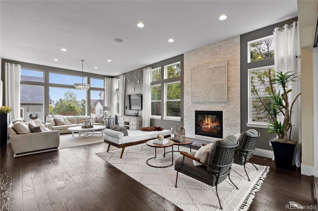Photo of 9846 Hilberts Way, Littleton, CO 80125 (MLS # 7715571)