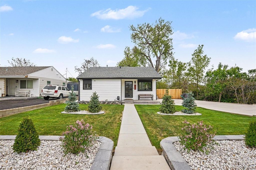 Photo of 8020 Grove Street, Westminster, CO 80031 (MLS # 5884095)