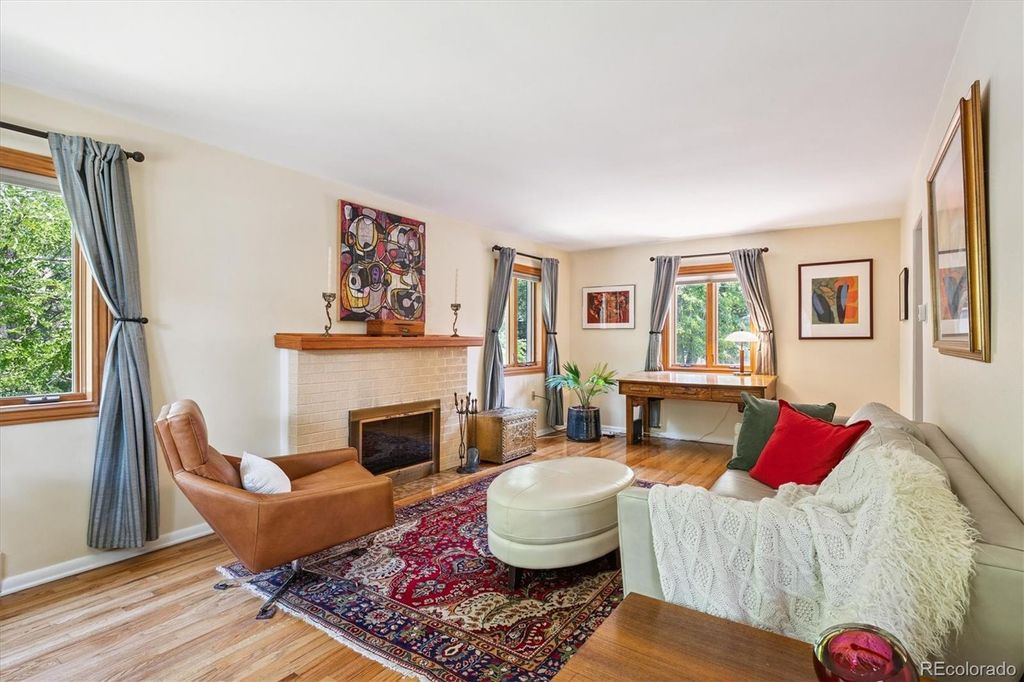 Photo of 2090 Bellaire Street, Denver, CO 80207 (MLS # 5230796)