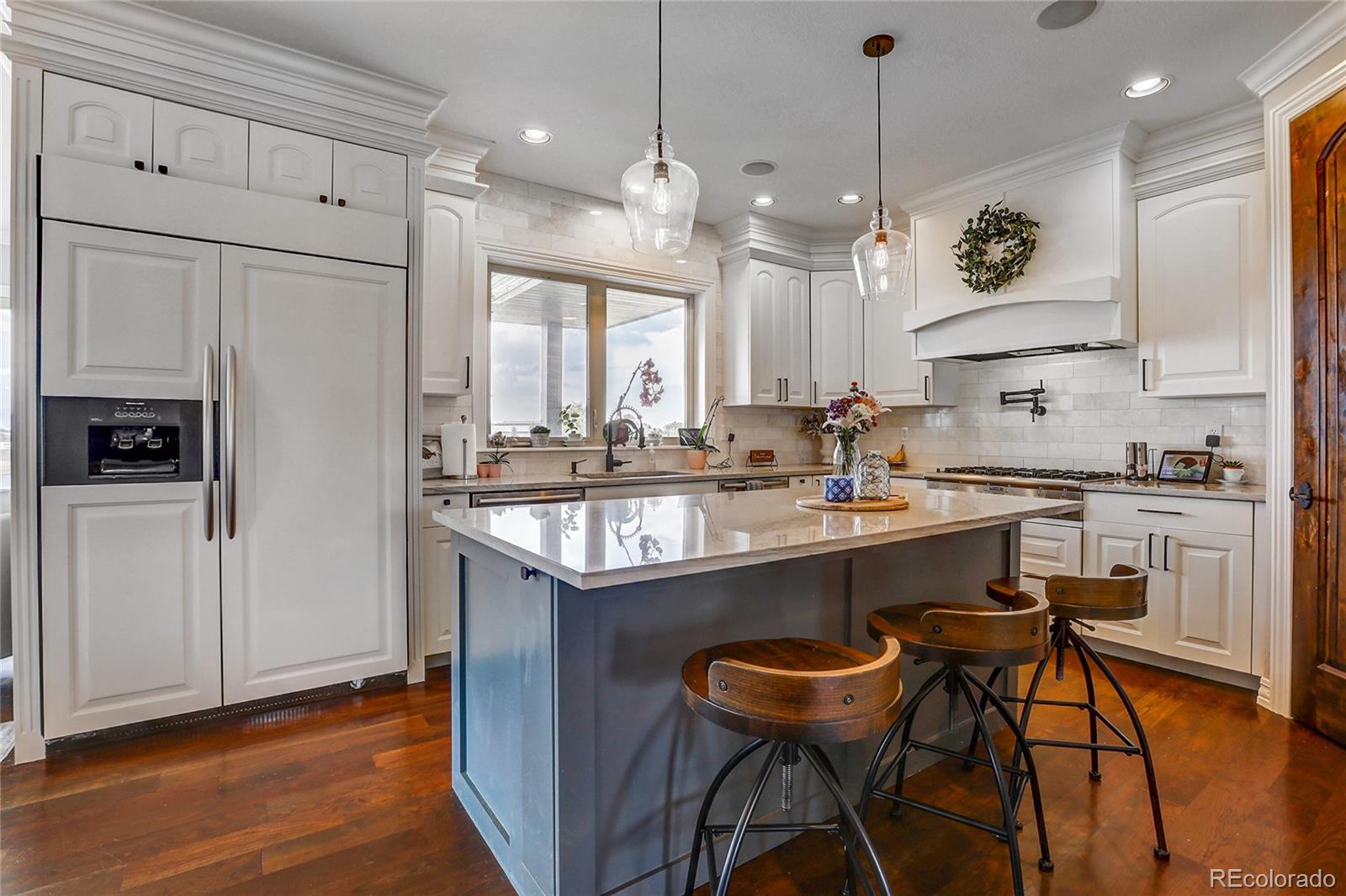 147 Commander Drive