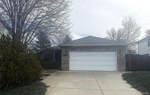 2434 Maplewood Circle W Longmont CO 80503