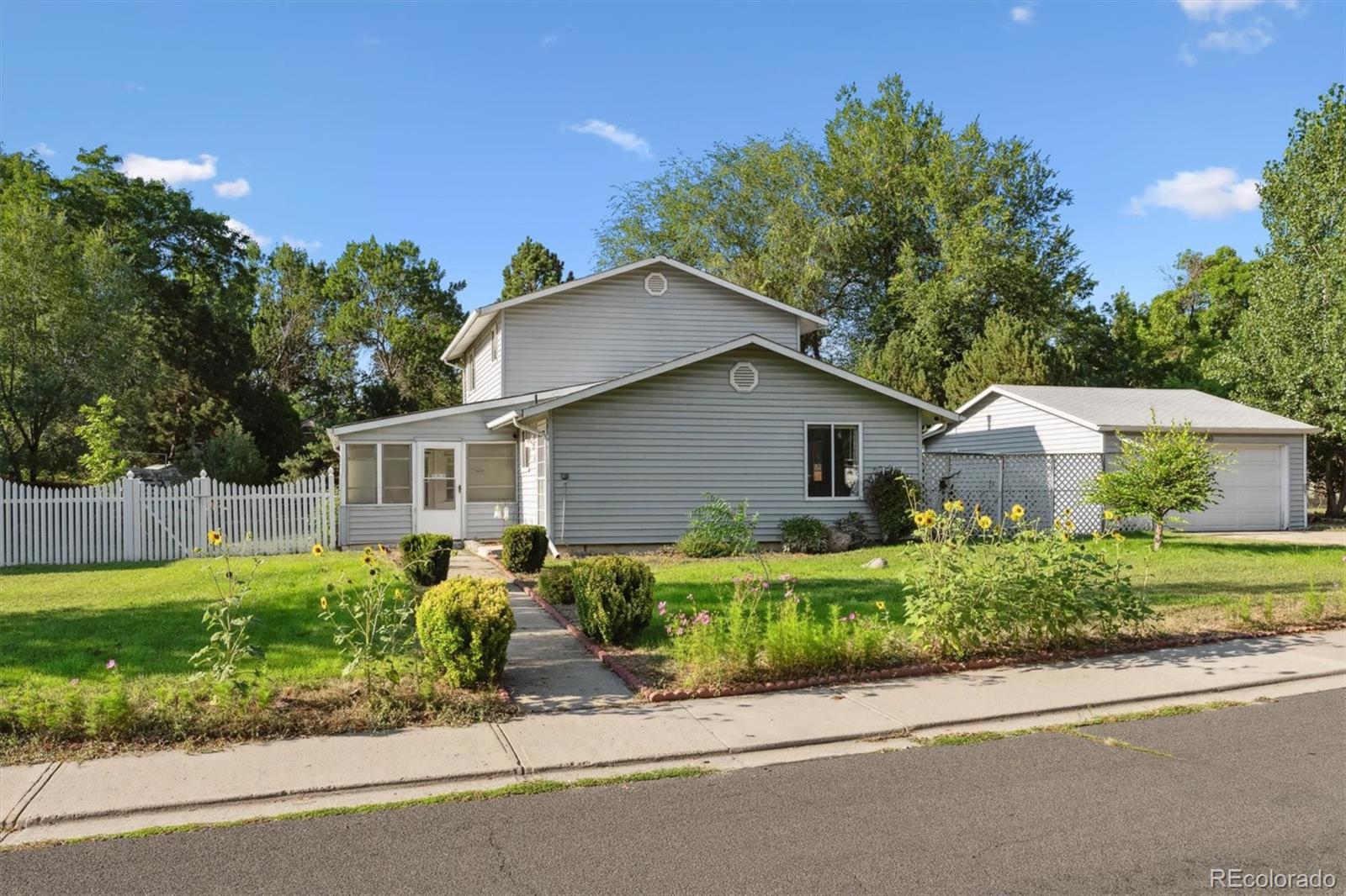 600 Highland Drive