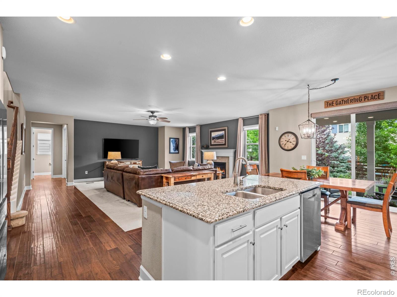 233 Sunbeam Court