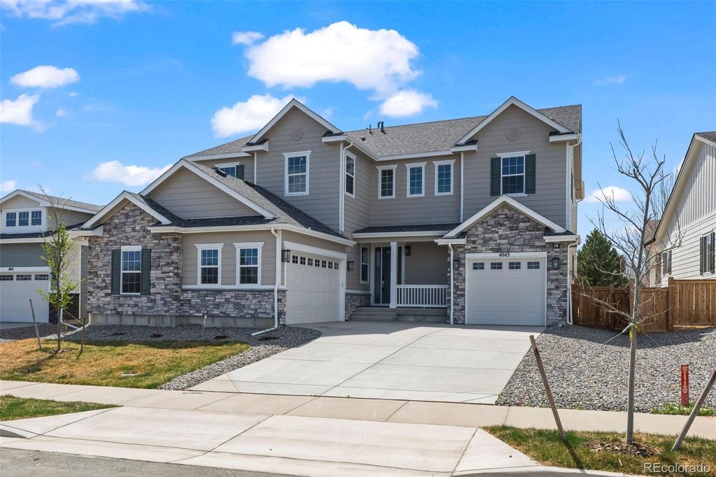 Photo of 4043 Emerald Shore Drive, Loveland, CO 80538 (MLS # 7222793)