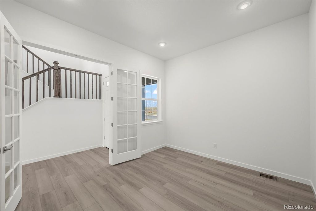Photo of 4043 Emerald Shore Drive, Loveland, CO 80538 (MLS # 7222793)