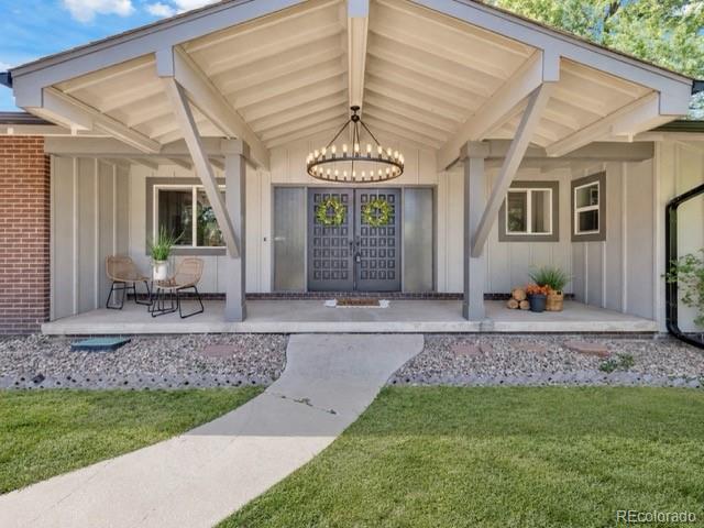 11 Meadowlark Lane