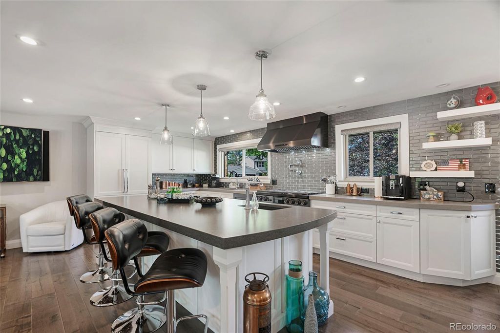 Photo of 7649 S Cedar Circle, Littleton, CO 80120 (MLS # 6084370)