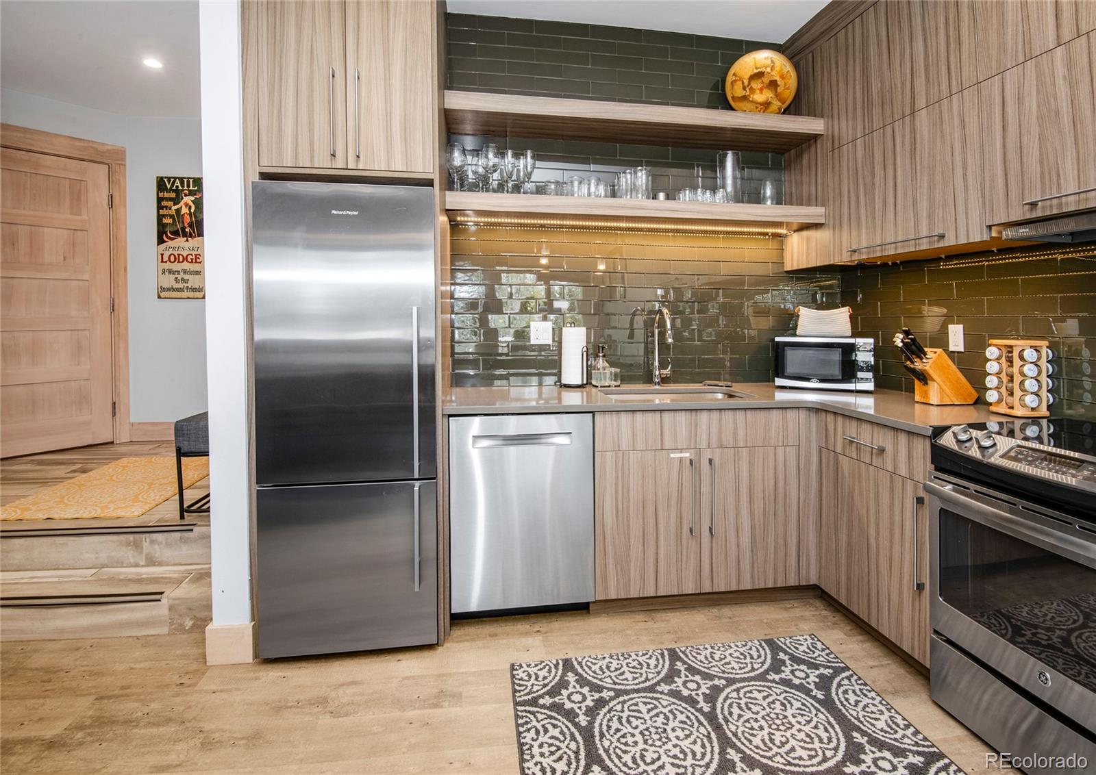 4192 Spruce Way 109A