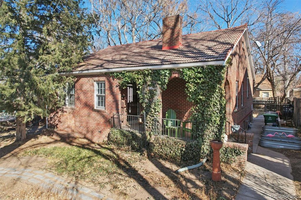 Photo of 628 Harrison Street, Denver, CO 80206 (MLS # 2278855)