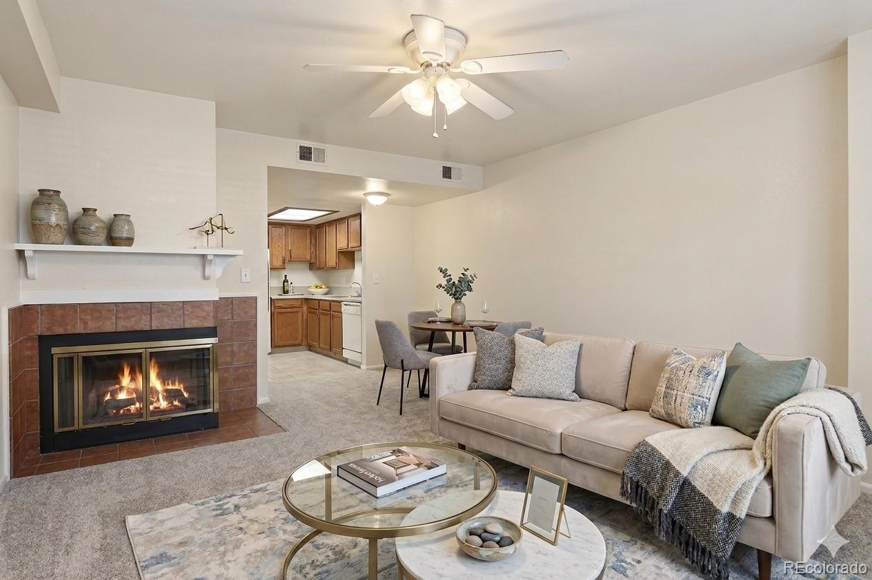 1885 S Quebec Way A18