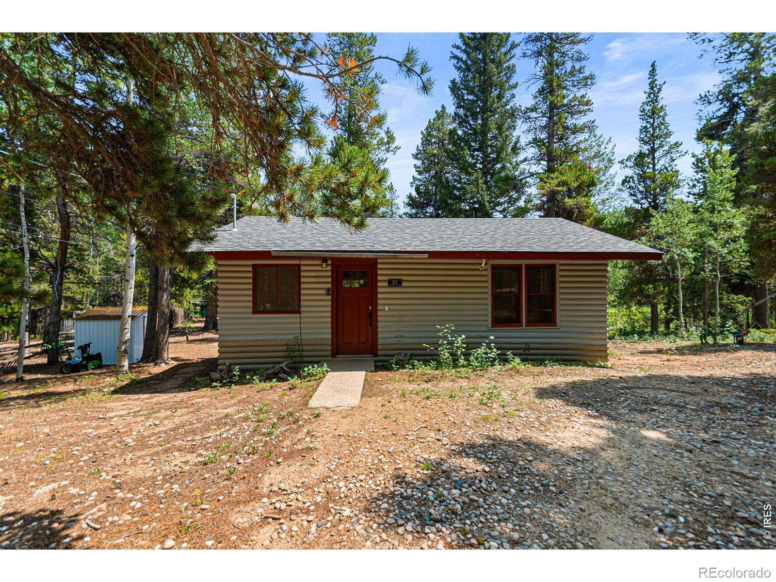 21 Breezewood Lane