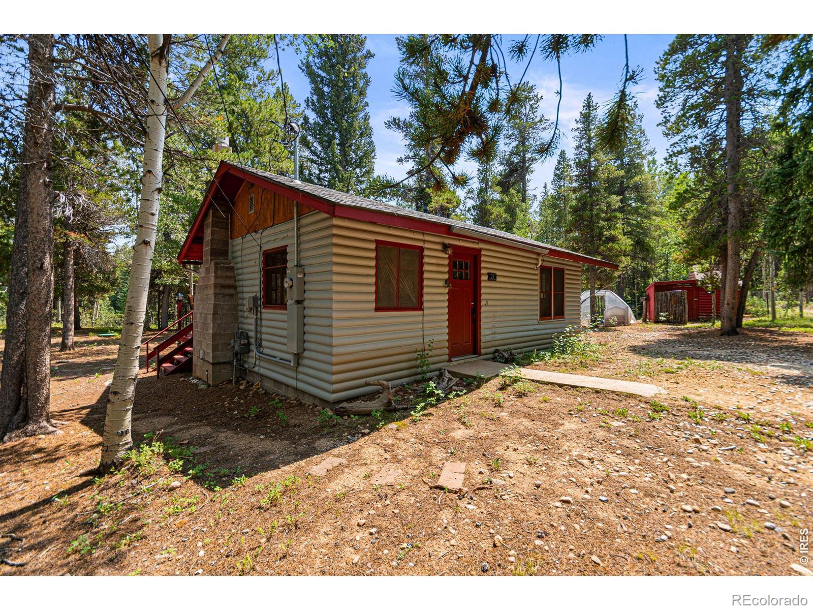21 Breezewood Lane