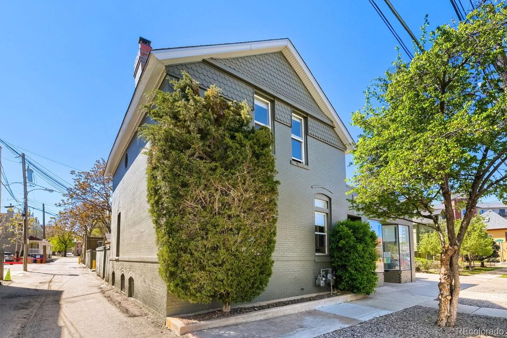 Photo of 818 E 20th Avenue, Denver, CO 80218 (MLS # 5930605)