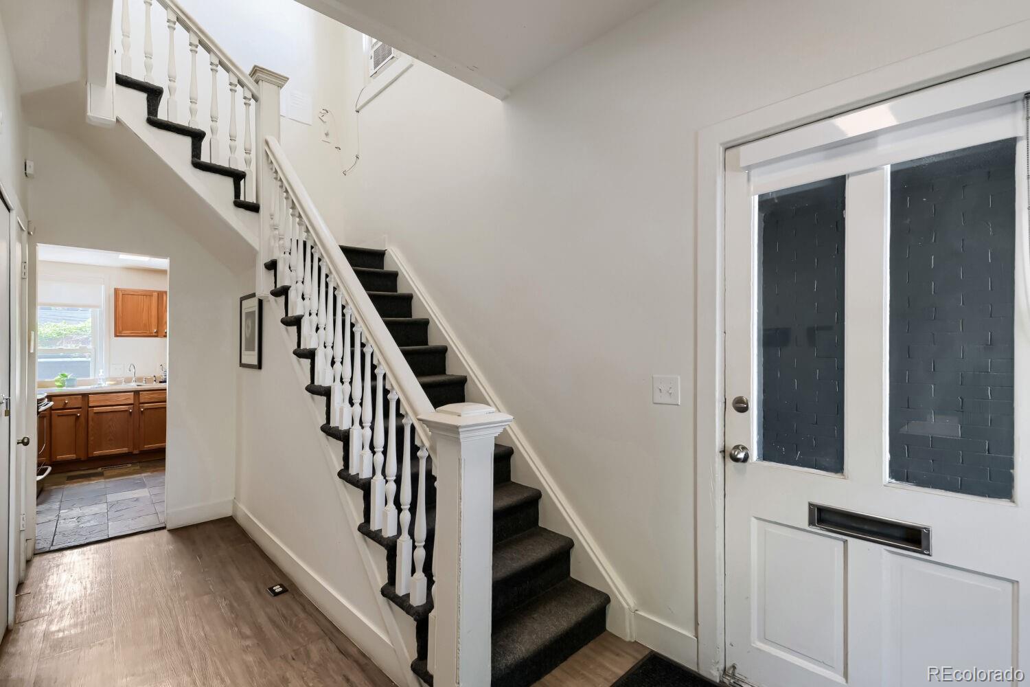 818-820 E 20th Avenue