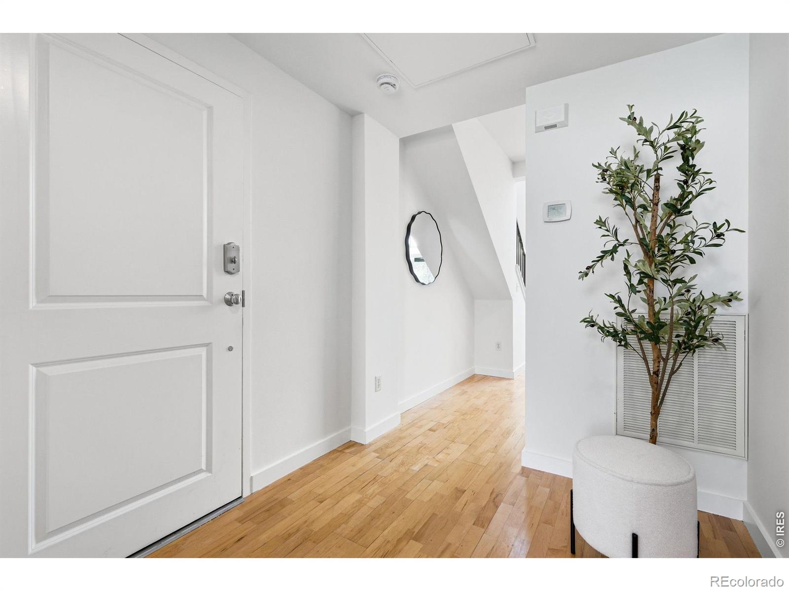 4645 Broadway Street C3