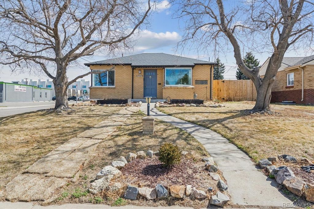 Photo of 3696 Magnolia Street, Denver, CO 80207 (MLS # 1643582)