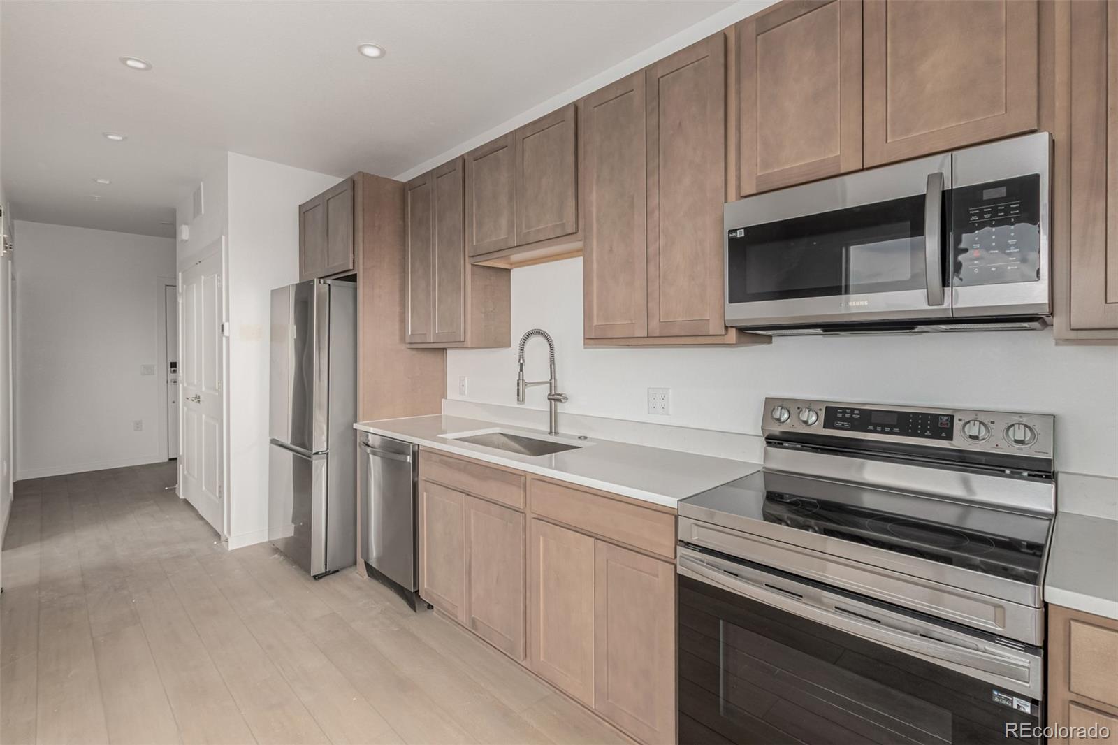 1634 N Sheridan Boulevard 104