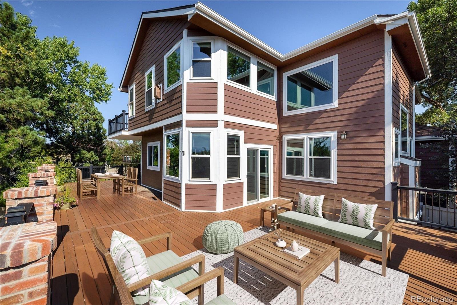 2437 Waneka Lake Trail