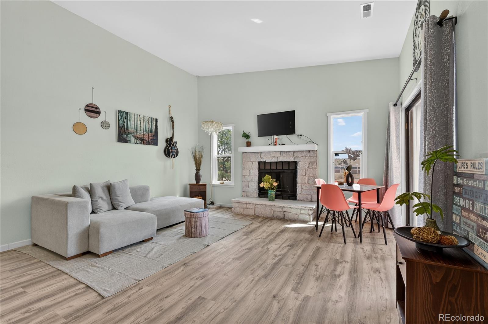 4292 S Salida Way 11