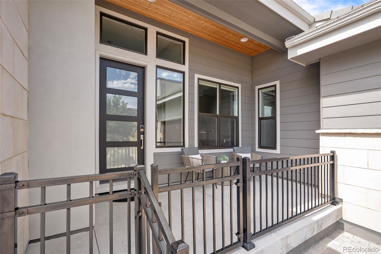 9645 Viewside Drive
