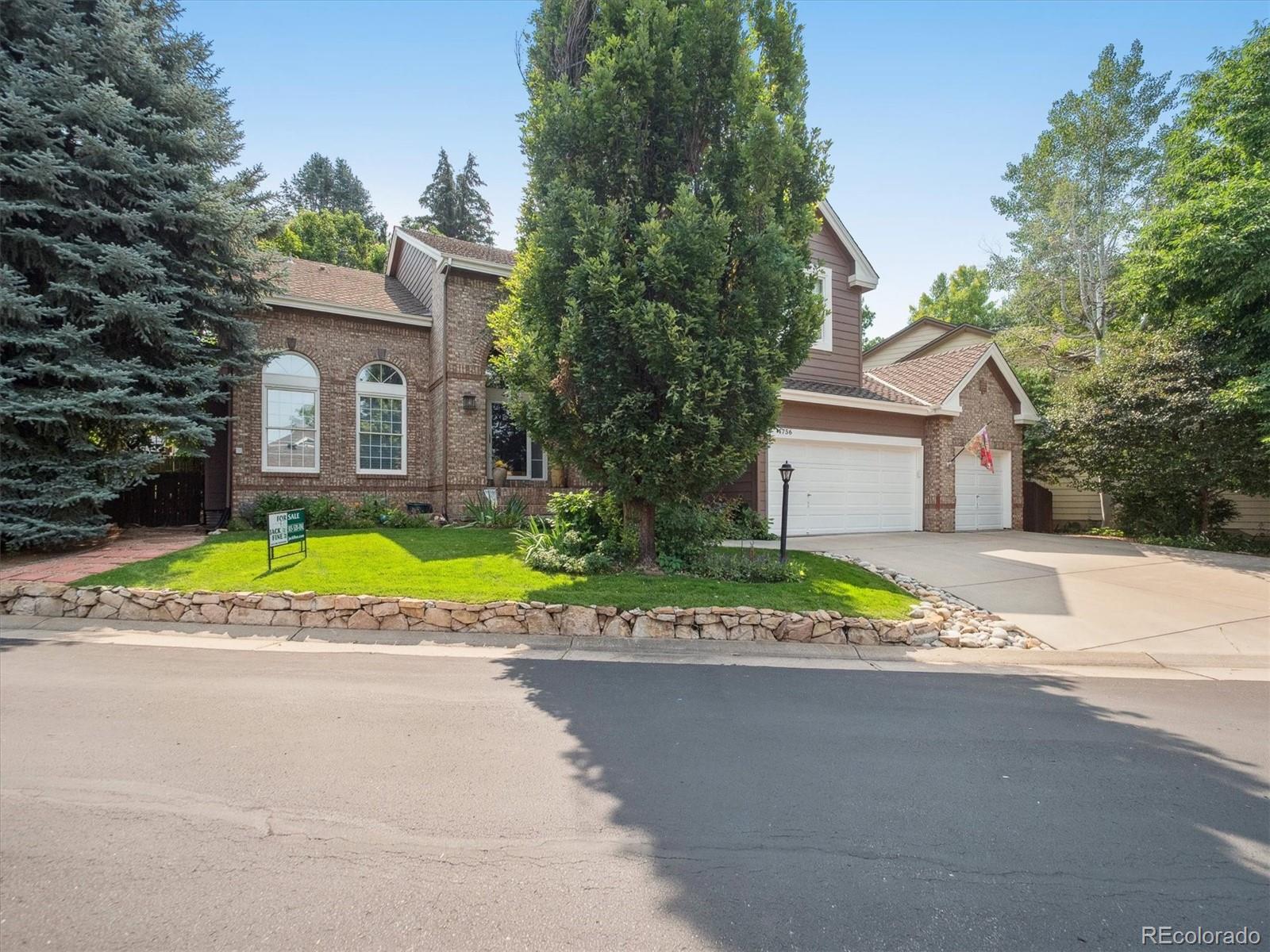 4756 E Pinewood Circle