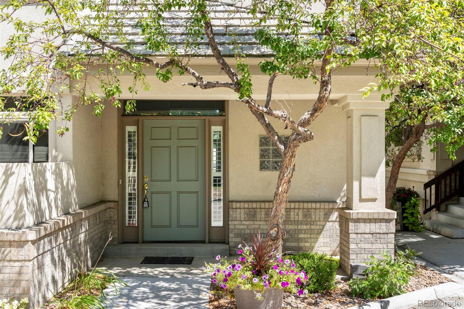 9647 E Arbor Place