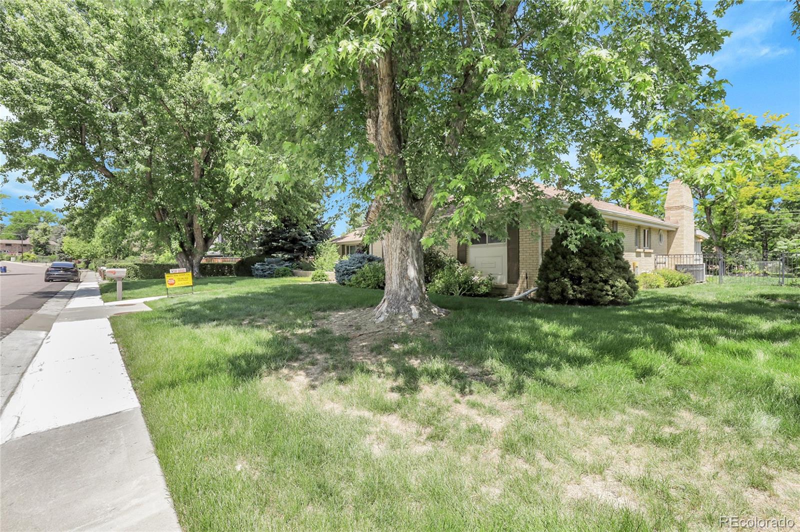 1091 E Pinewood Avenue, Centennial, CO, 80121 1 1091 E Pinewood Avenue