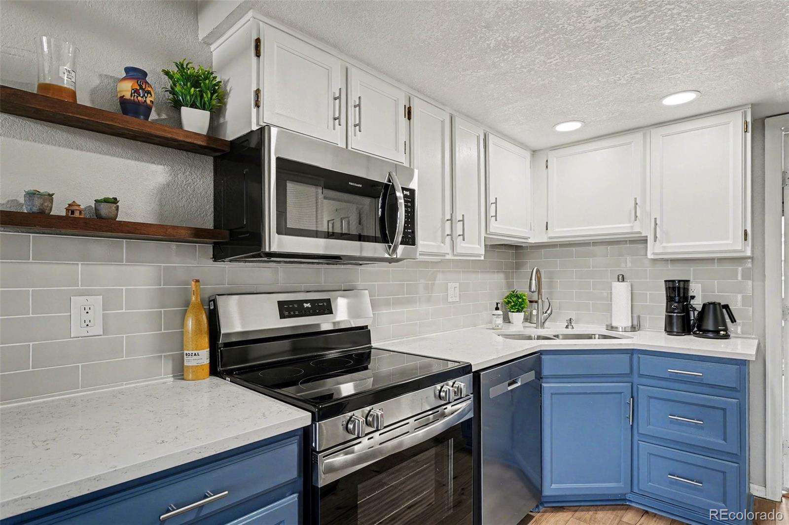 1885 S Quebec Way B24