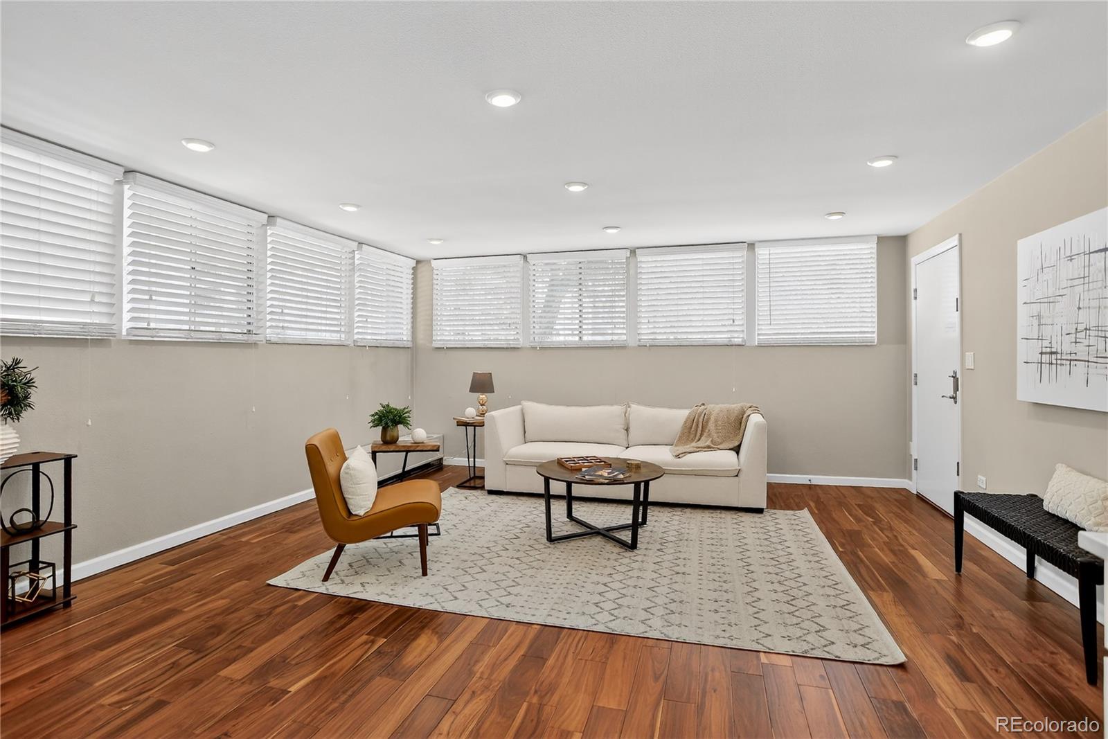909 N Logan Street 1B, Denver, CO, 80203 1 909 N Logan Street 1B