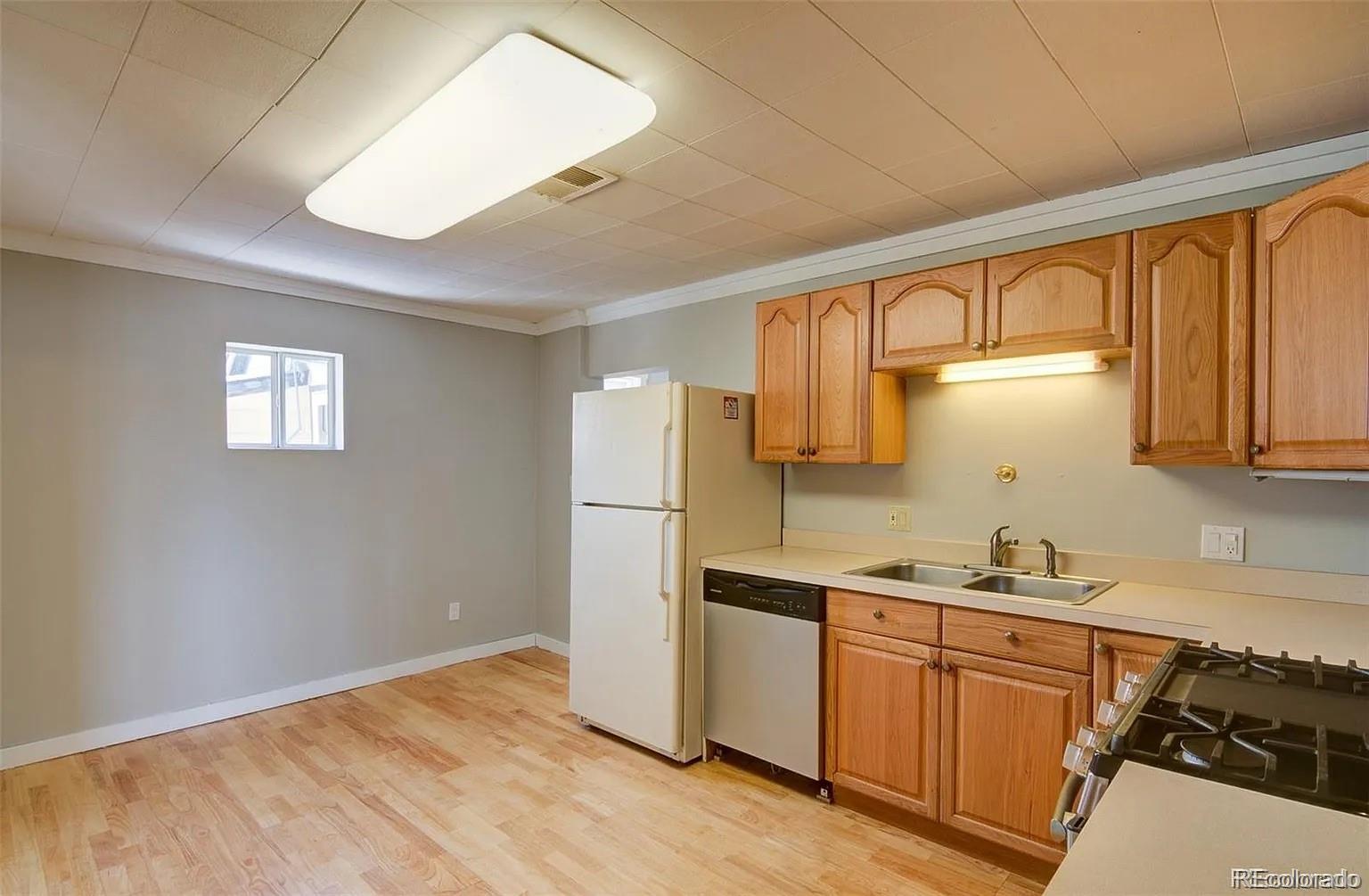 226 E 11th Street