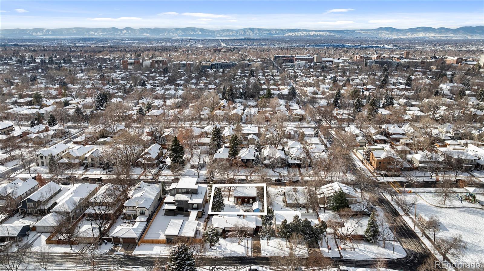 2432 S Saint Paul Street