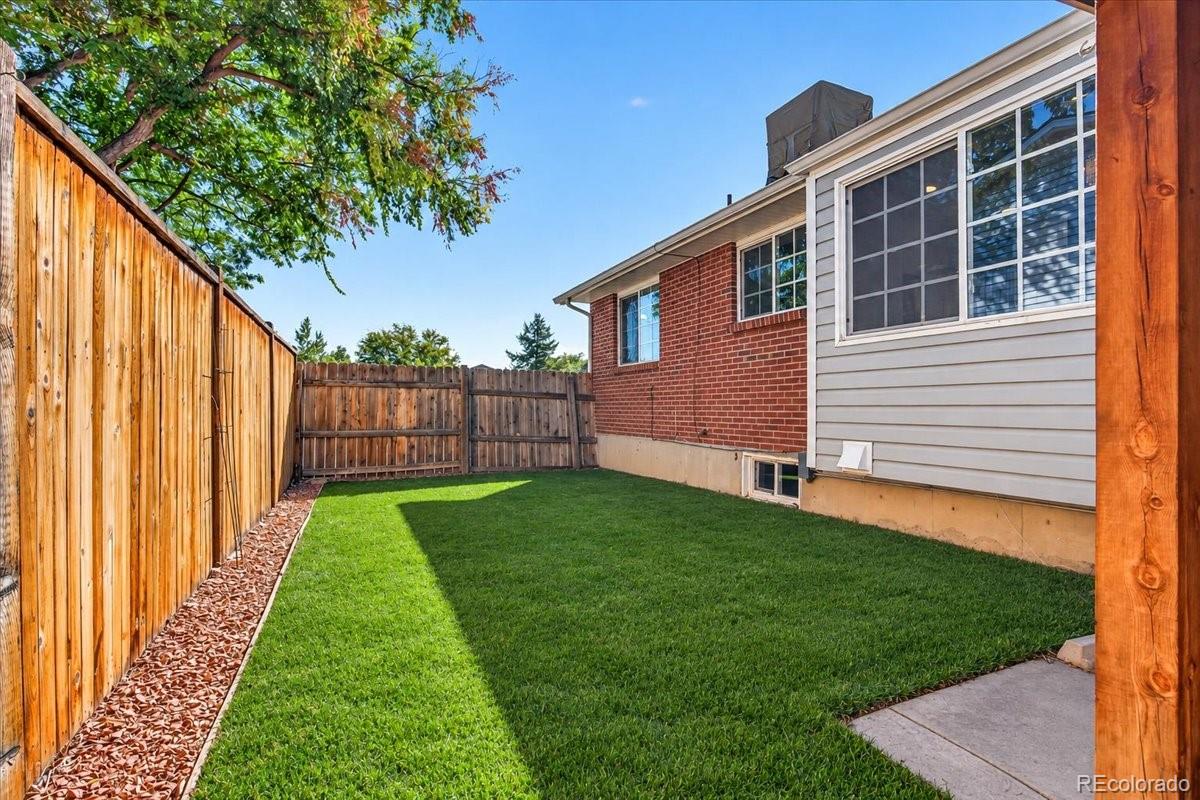 7047 W 62nd Place, Arvada, CO 80003 — MLS #6780280 — photo 39 of 50