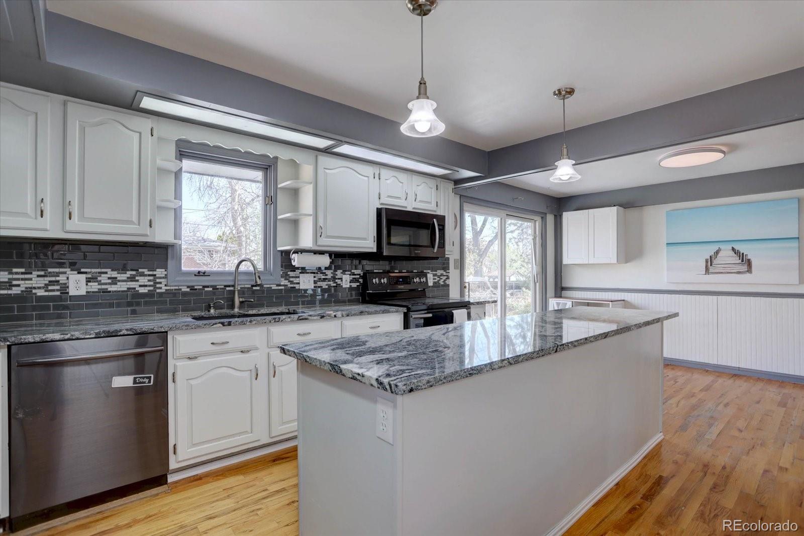1641 Orchard Drive