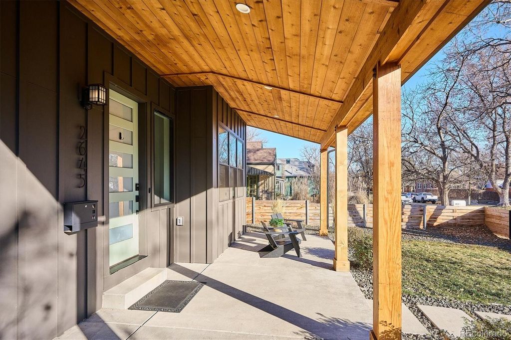 Photo of 2645 W 39th Avenue, Denver, CO 80211 (MLS # 9135726)