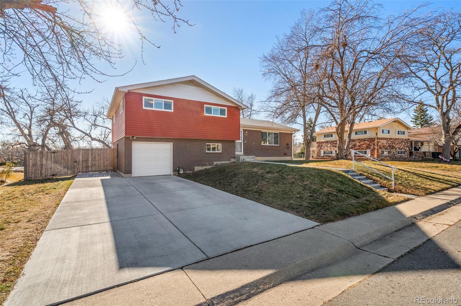 10728 Roseanna Drive