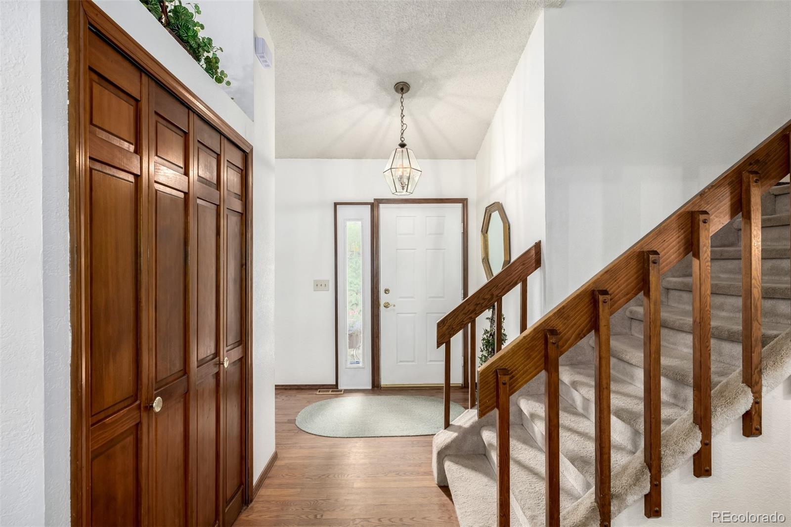 5328 Cliff Point Circle