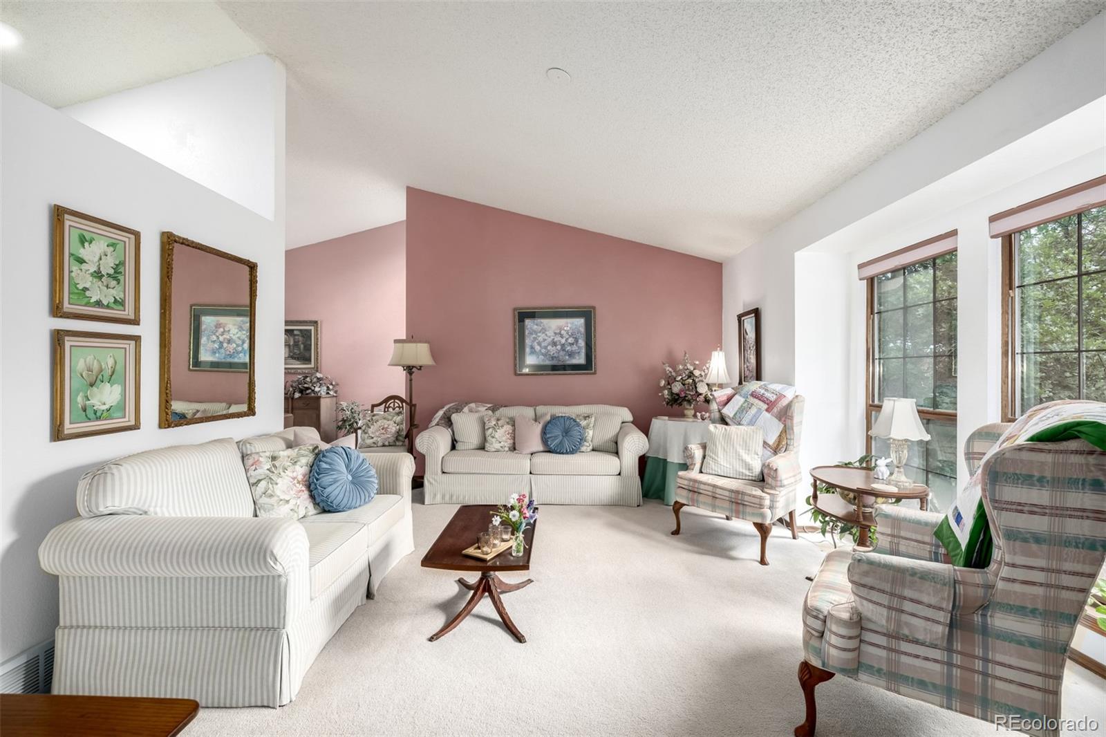 5328 Cliff Point Circle